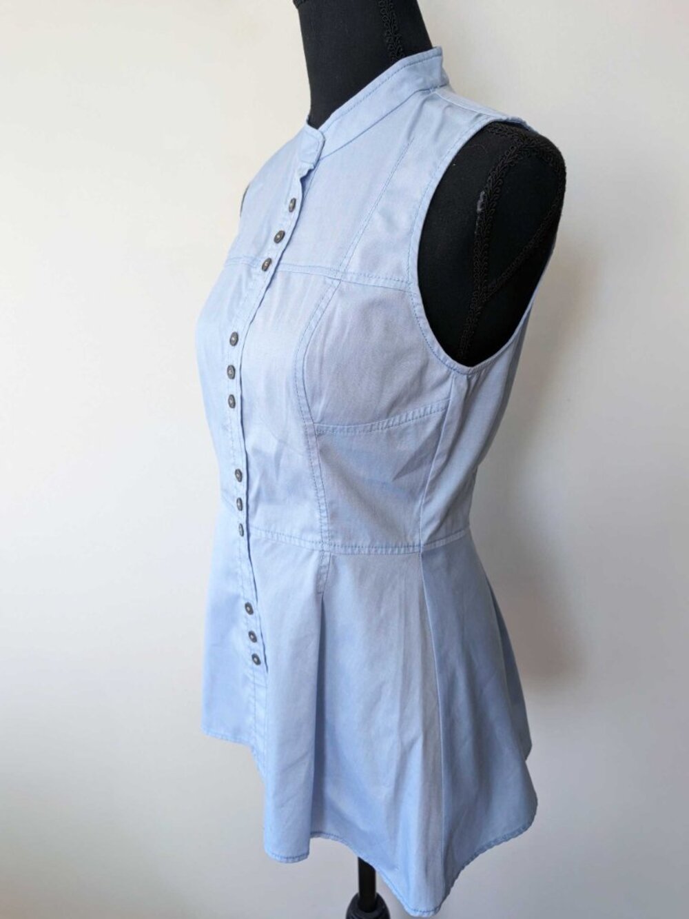 Derek Lam 10 Crosby Pastel Sky Blue Sleeveless Cotton Peplum Button Up Blouse